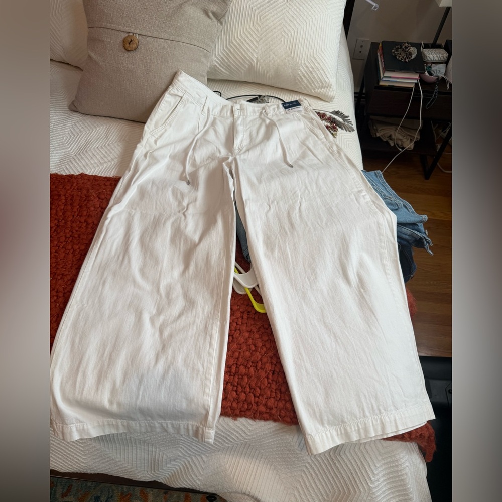 Old Navy Women's White Flare & Wide Leg Jeans